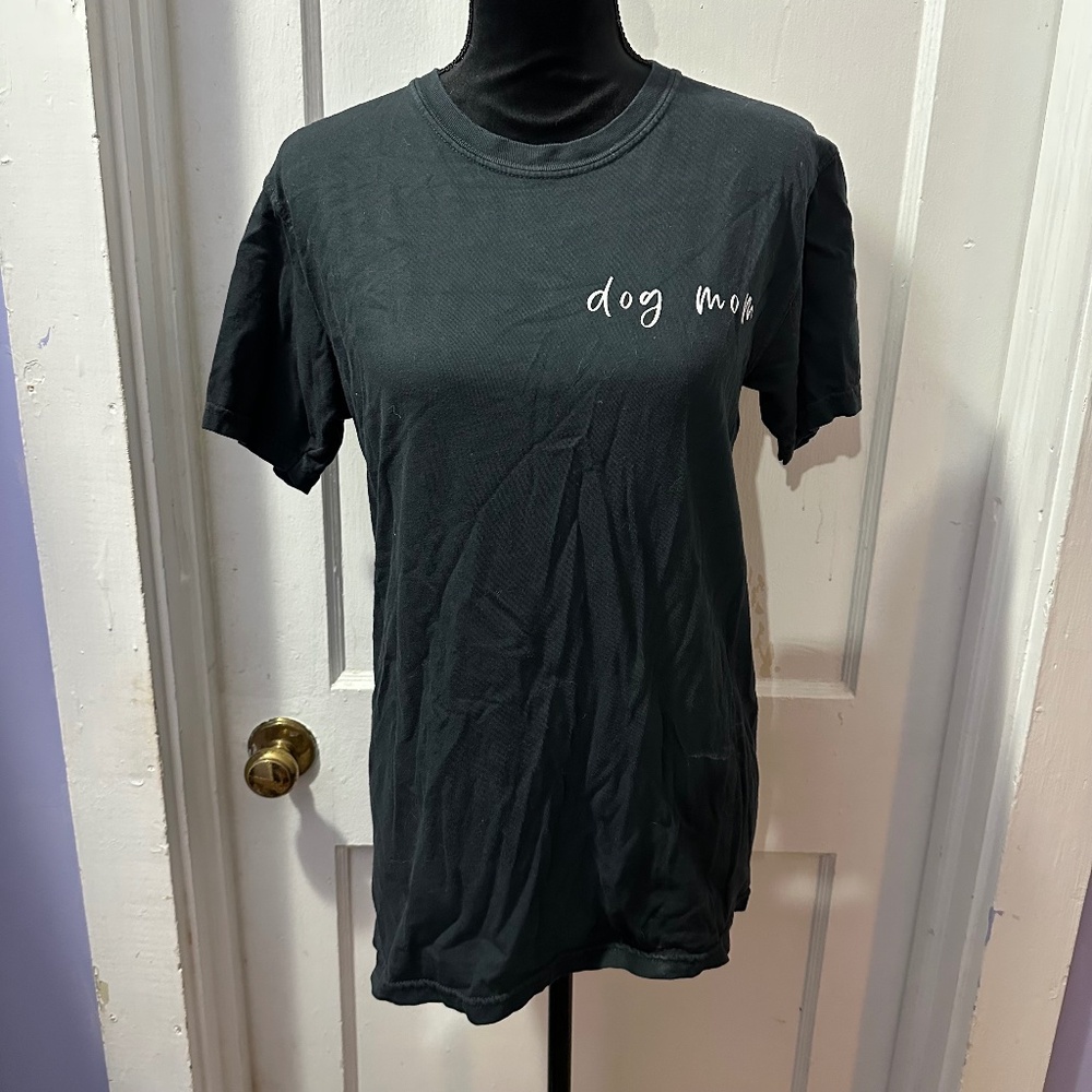 Comfort Colors Black Dog Mom Graphic Short Sleeve in S